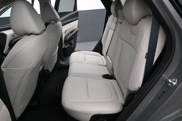 Used 2026 Hyundai Tucson SEL FWD image 12