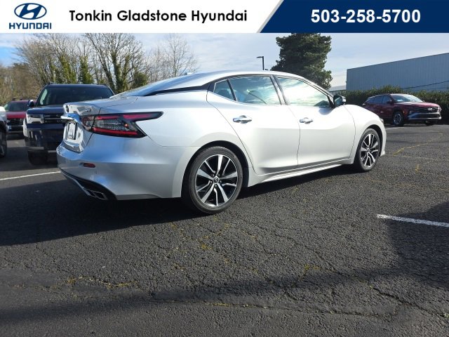Used 2023 Nissan Maxima SV w/ Floor Mat Group image 5