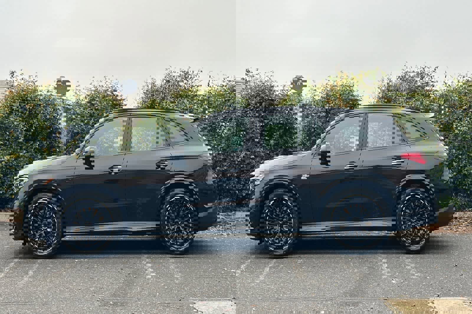 New 2026 Mercedes-Benz GLC 43 AMG 4MATIC image 6