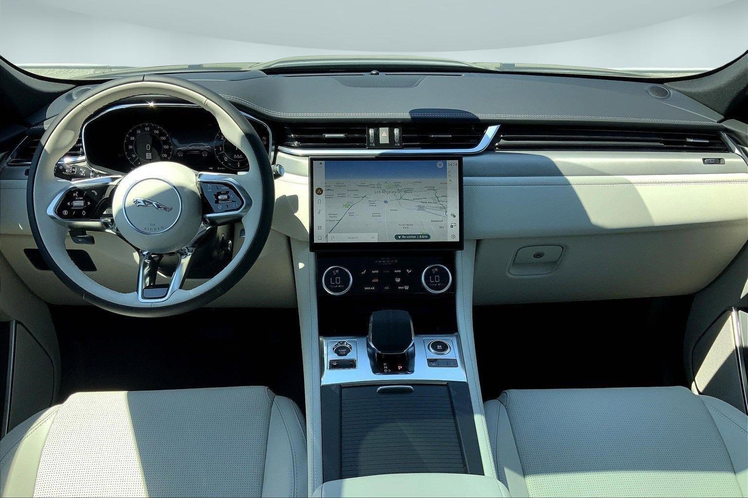 New 2026 Jaguar F-PACE R-Dynamic S AWD/4WD image 8