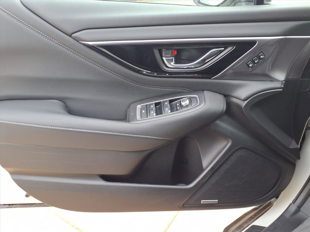 Certified 2025 Subaru Outback Limited image 15