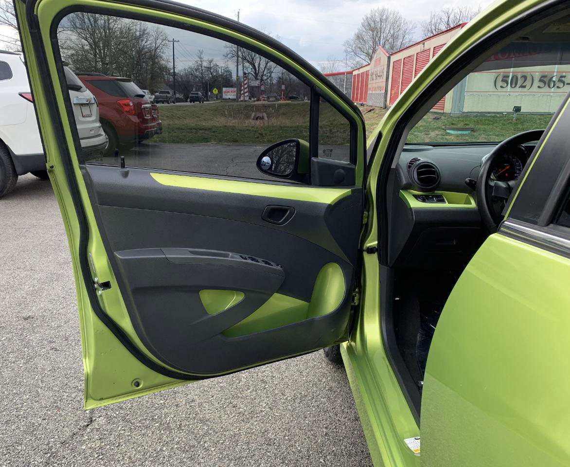 Used 2013 Chevrolet Spark LT image 9