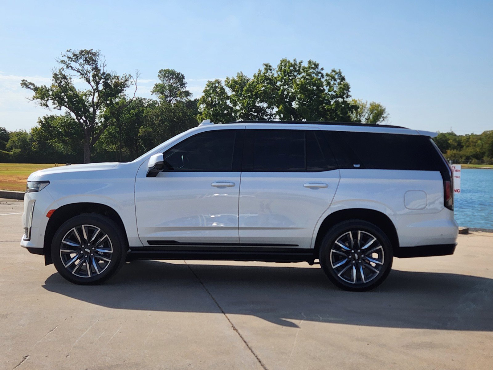 Certified 2024 Cadillac Escalade Sport w/ Touring Package AWD/4WD image 3