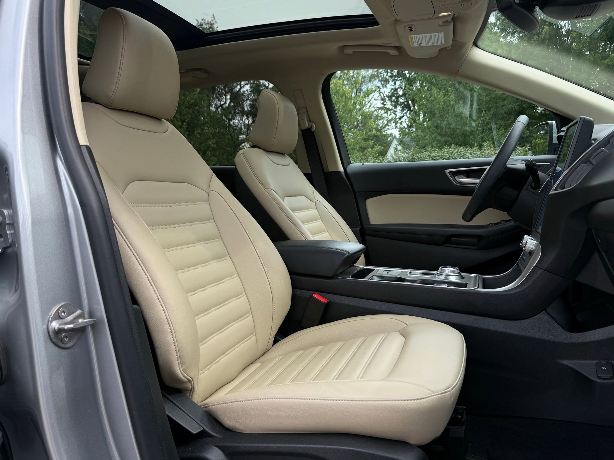Used 2024 Ford Edge SEL w/ Convenience Package image 20