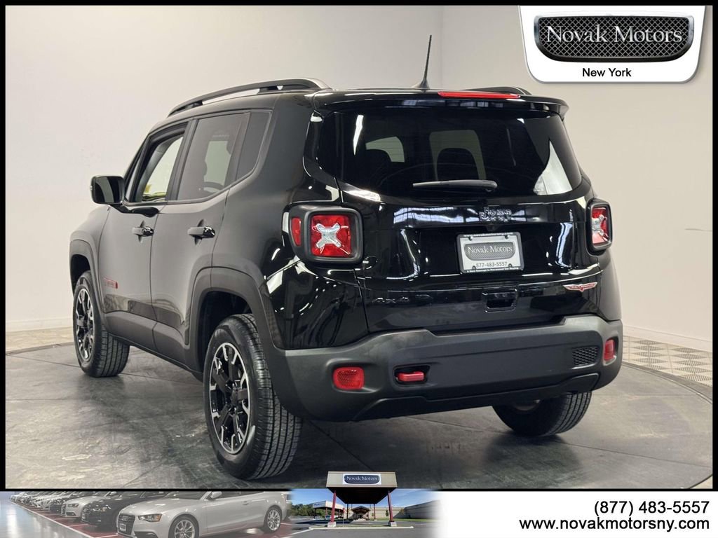 Used 2023 Jeep Renegade Trailhawk image 7