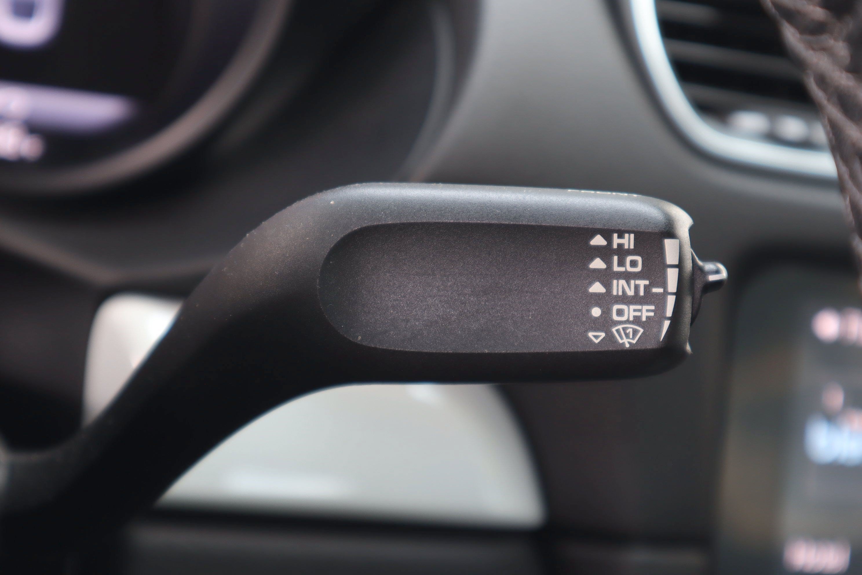 Used 2018 Porsche 718 Cayman RWD image 24