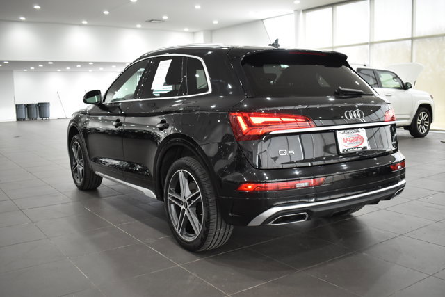 Used 2021 Audi Q5 e Premium Plus w/ Premium Plus Package image 9