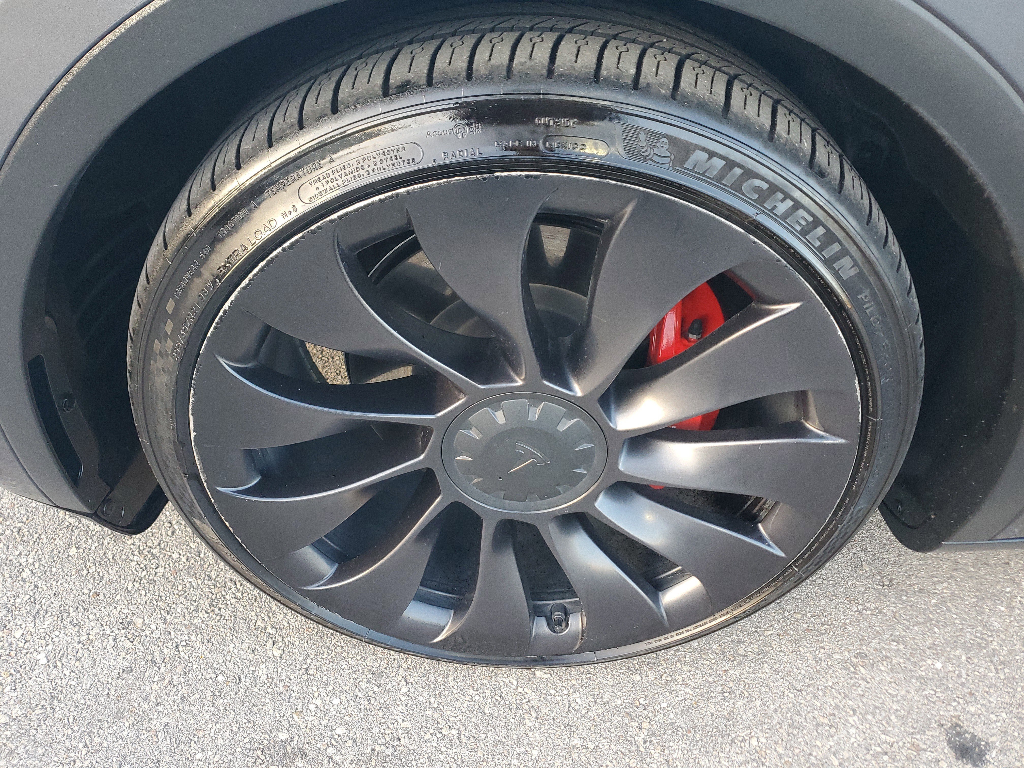 Used 2022 Tesla Model Y Performance image 26