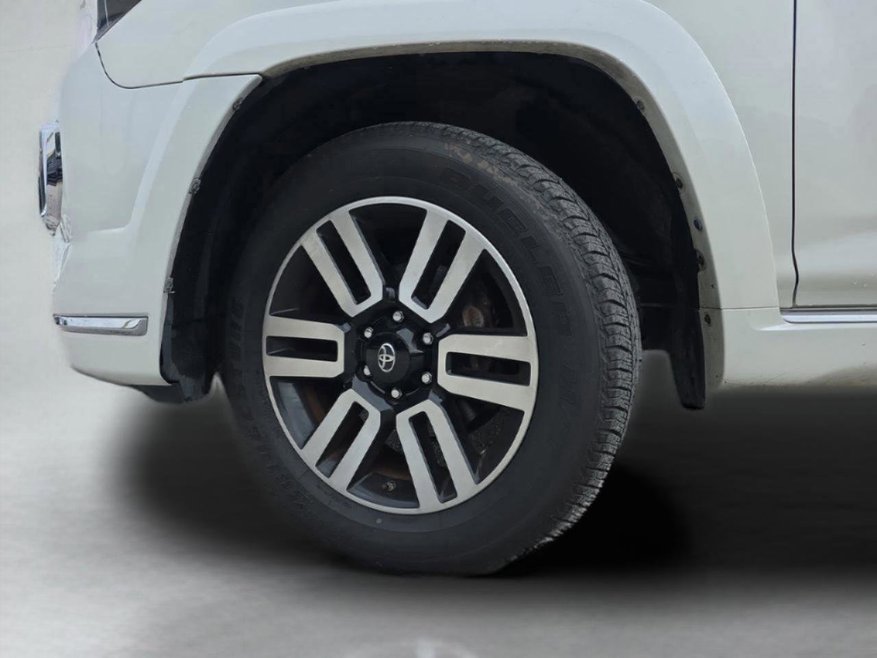 Used 2020 Toyota 4Runner Limited image 9