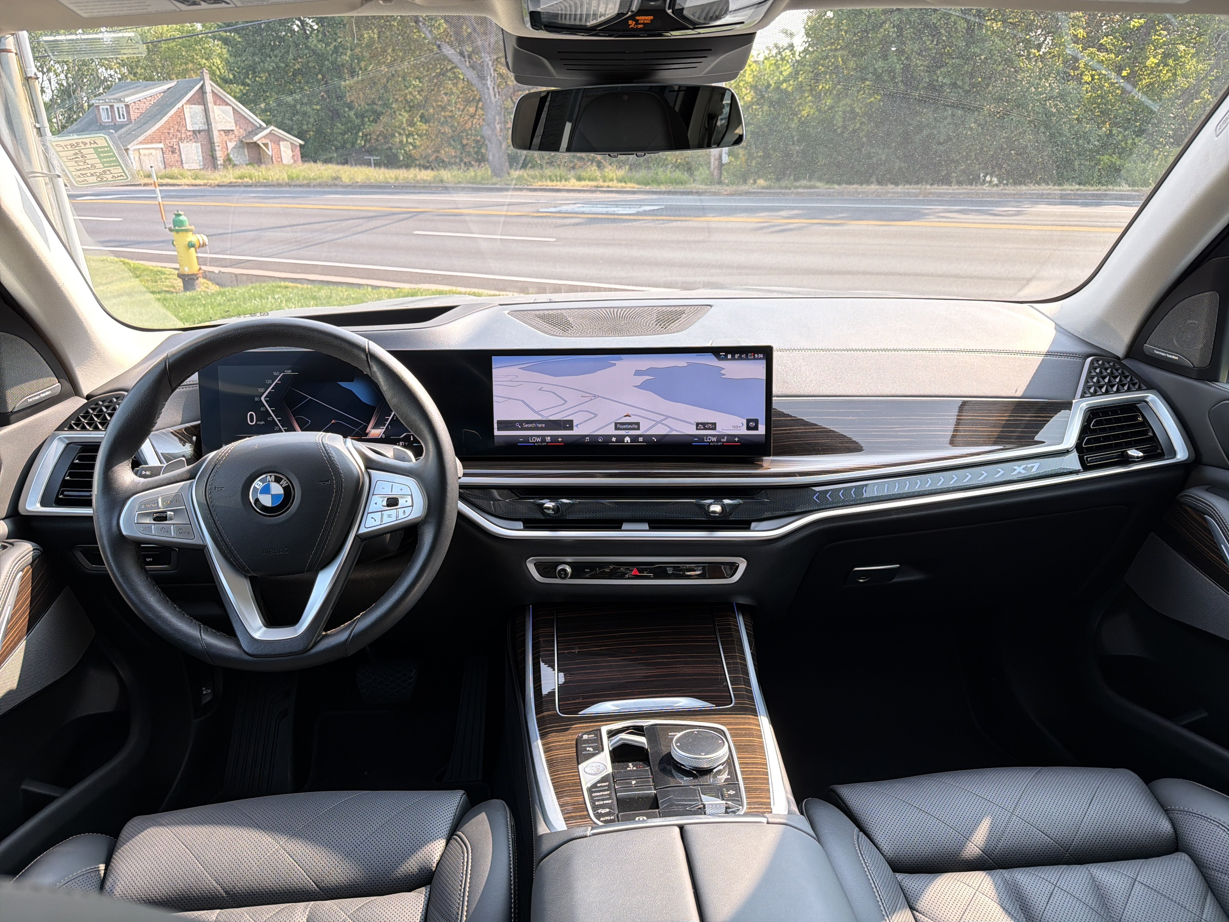 Used 2026 BMW X7 xDrive40i AWD/4WD image 11