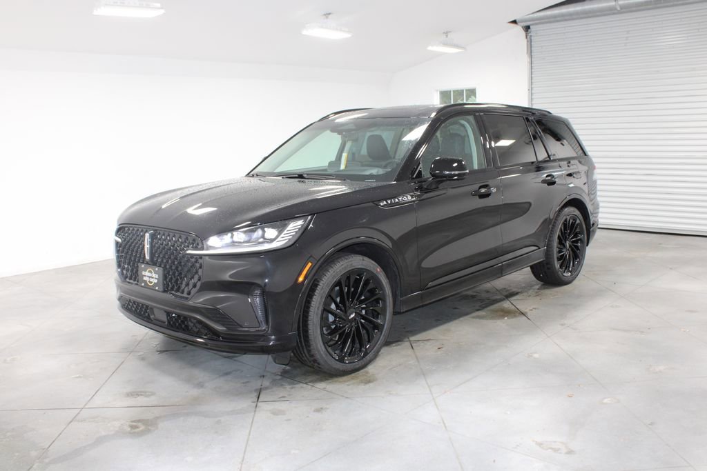 New 2025 Lincoln Aviator Reserve w/ Jet Appearance Package image 3
