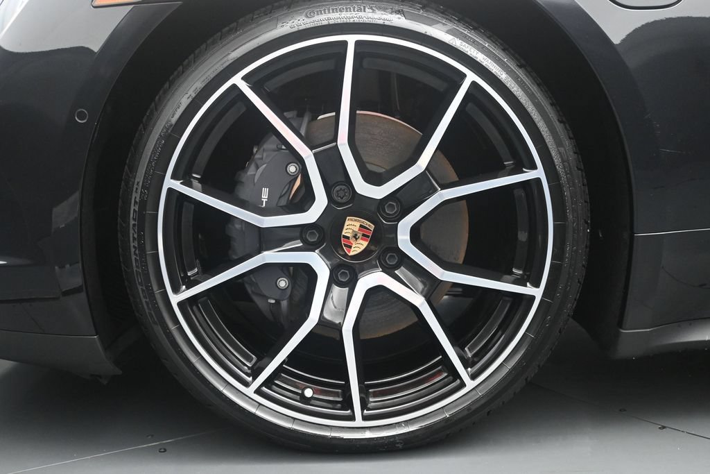 New 2025 Porsche Taycan AWD/4WD image 5