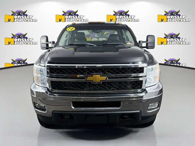 Used 2014 Chevrolet Silverado 2500 LTZ AWD/4WD image 2