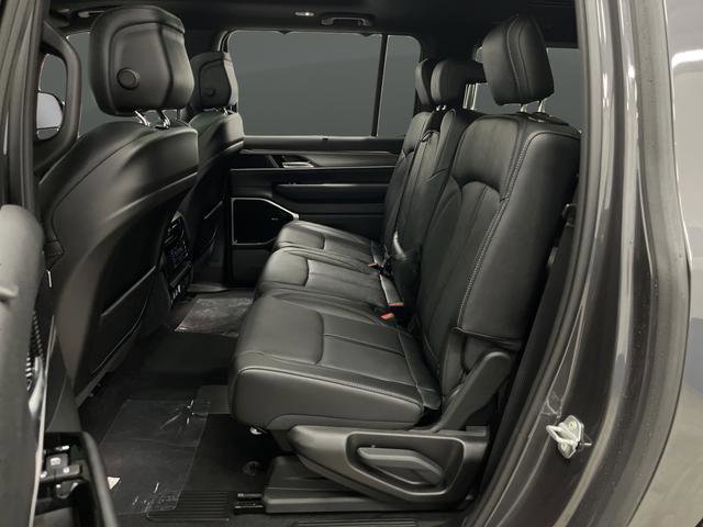 New 2026 Jeep Grand Wagoneer L Limited image 32