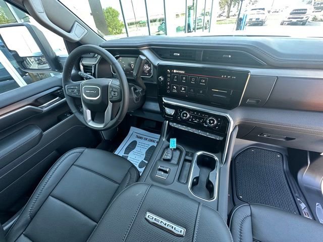 New 2026 GMC Sierra 2500 Denali w/ Denali Reserve Package image 35