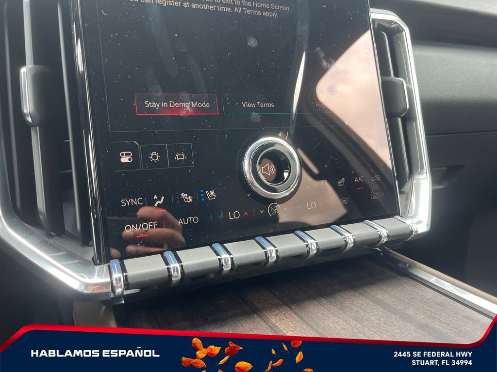 New 2026 GMC Acadia Denali Ultimate FWD image 30