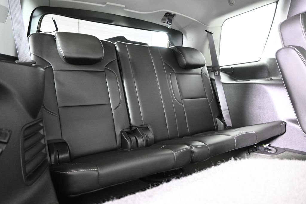 Used 2015 Chevrolet Tahoe LT w/ Luxury Package AWD/4WD image 17