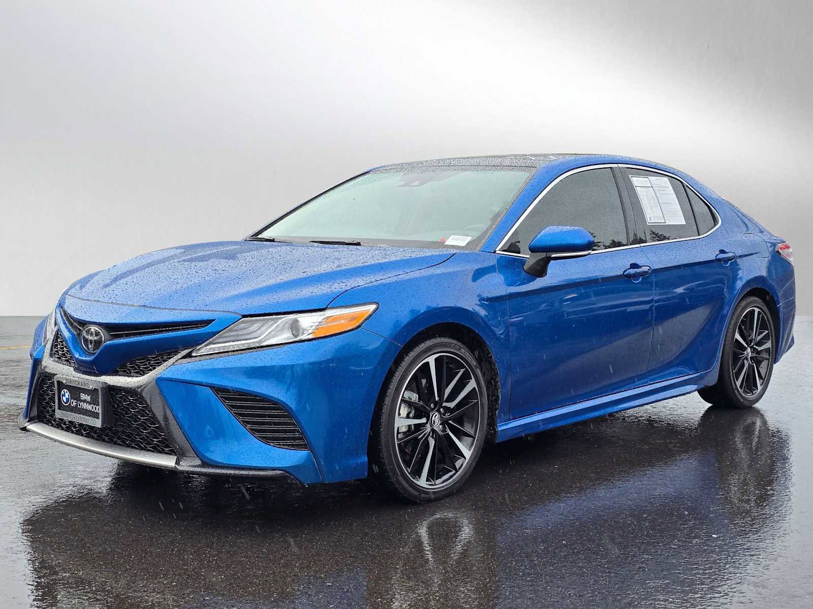 Used 2020 Toyota Camry XSE w/ Carpet Mat Package FWD image 7