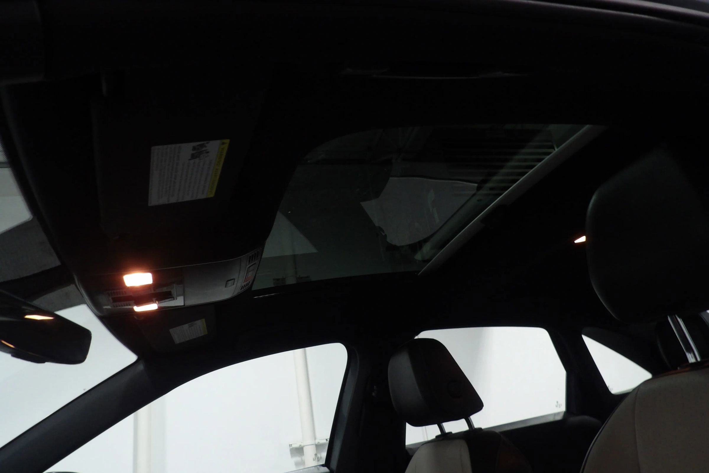 Used 2020 Volkswagen Jetta R-Line w/ R-Line Cold Weather Package image 12