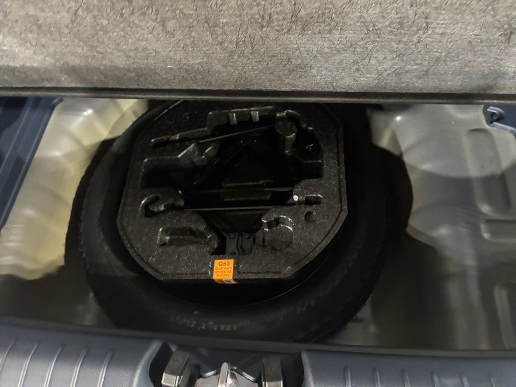 New 2026 Hyundai Venue SEL FWD image 22
