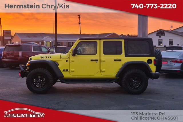 Used 2024 Jeep Wrangler Willys image 4