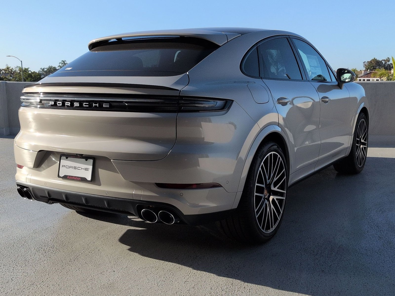 New 2026 Porsche Cayenne Coupe AWD/4WD image 6