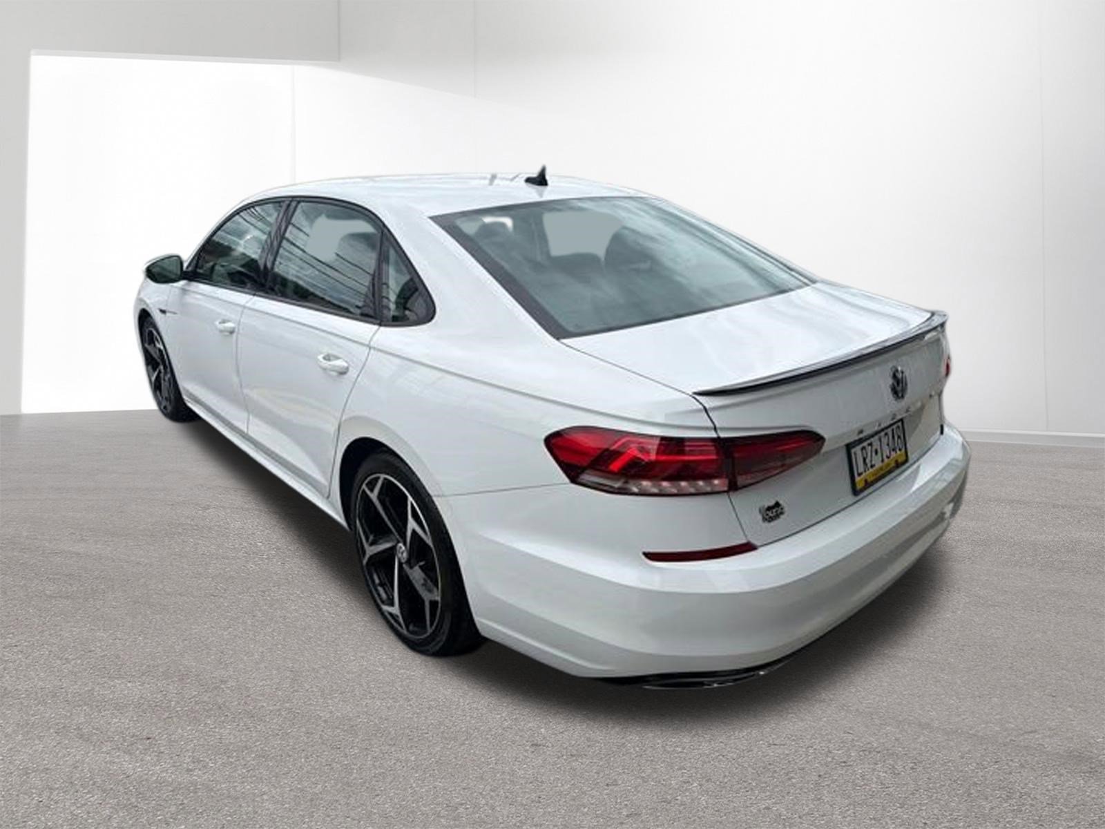 Used 2020 Volkswagen Passat 2.0T R-Line FWD image 7