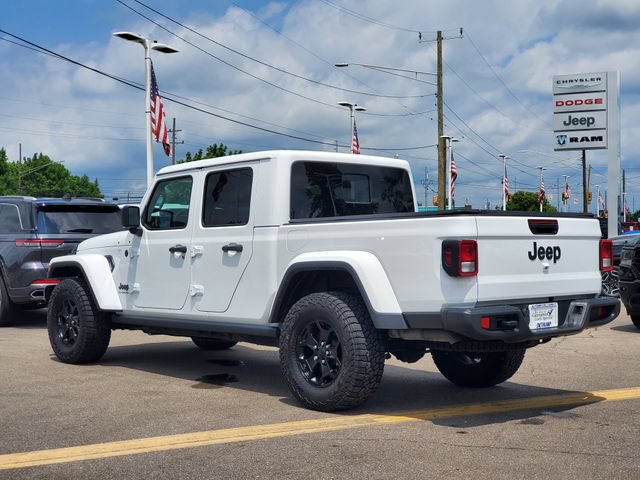 Used 2021 Jeep Gladiator Sport AWD/4WD image 2