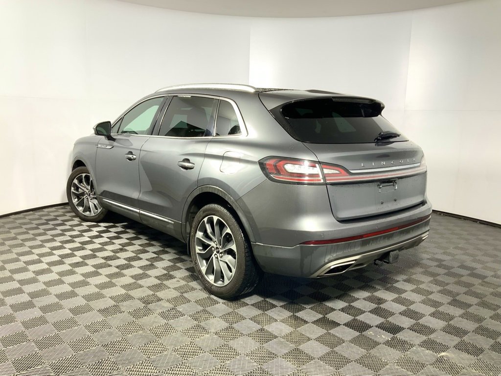 Used 2022 Lincoln Nautilus Reserve w/ Class II Trailer Tow Package image 11