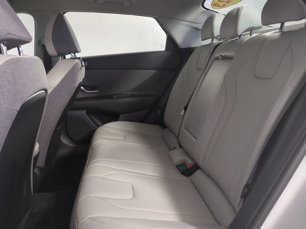 Used 2023 Hyundai Elantra Limited w/ Cargo Package image 14