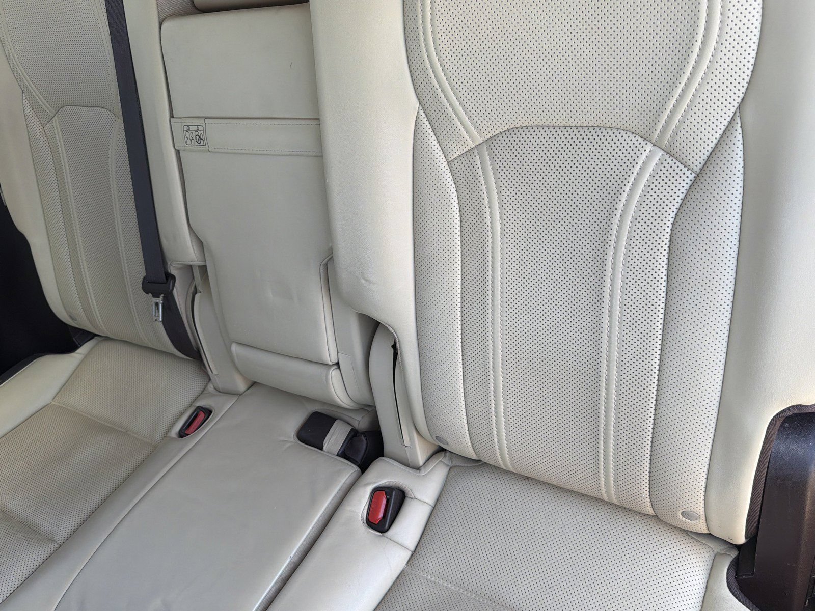Used 2018 Lexus RX 350L FWD w/ Premium Package image 19