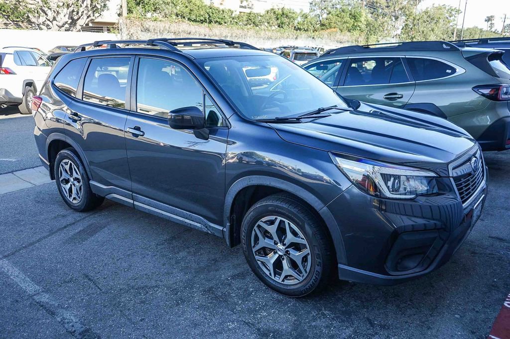 Used 2019 Subaru Forester Premium image 2