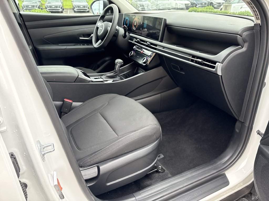New 2026 Hyundai Tucson SEL Plus FWD image 32
