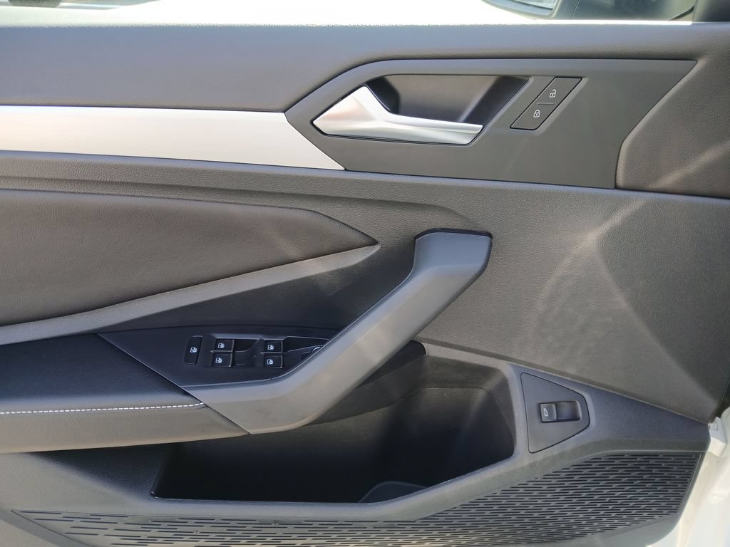 New 2026 Volkswagen Jetta Sport FWD image 11