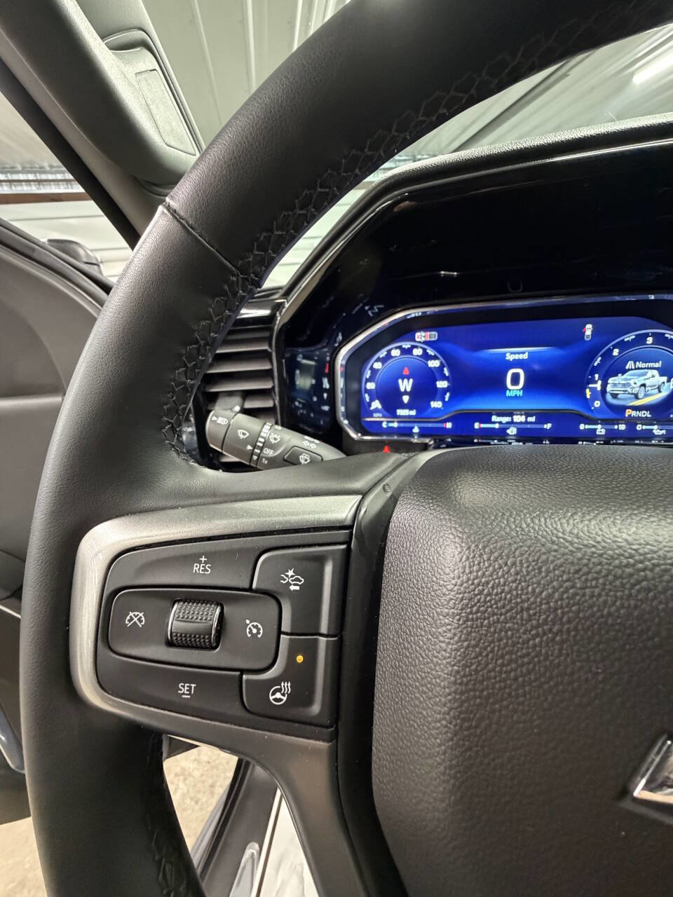 Used 2024 Chevrolet Silverado 2500 LT image 26