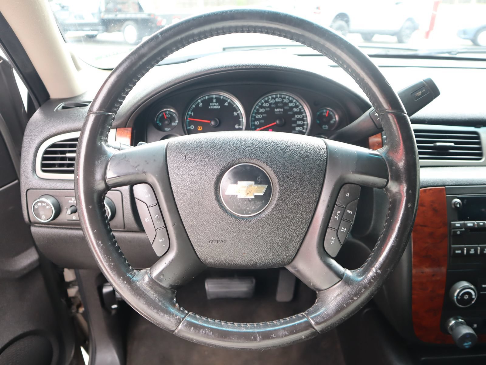 Used 2009 Chevrolet Tahoe LT AWD/4WD image 25