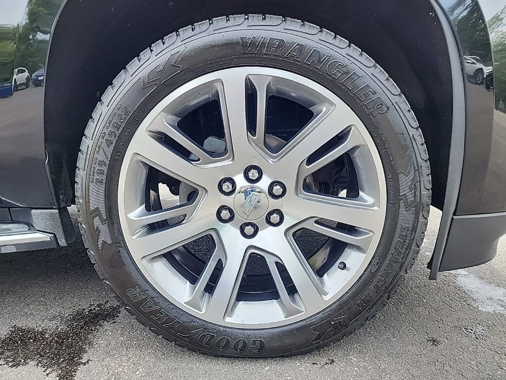 Used 2016 Cadillac Escalade ESV Luxury AWD/4WD image 10