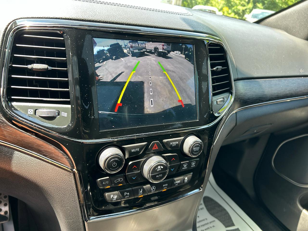 Used 2019 Jeep Grand Cherokee High Altitude AWD/4WD image 21