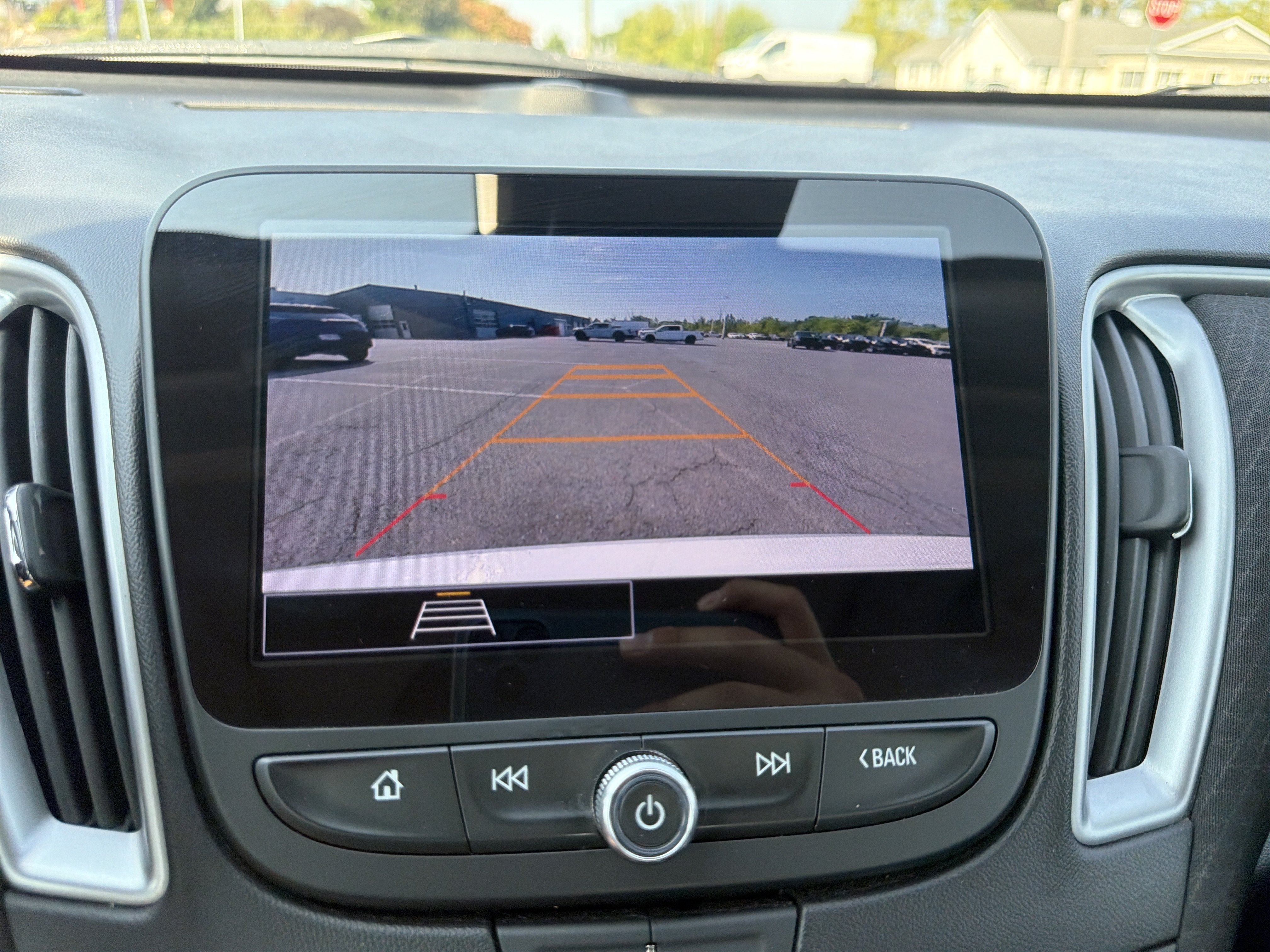 Used 2024 Chevrolet Malibu LT FWD image 26