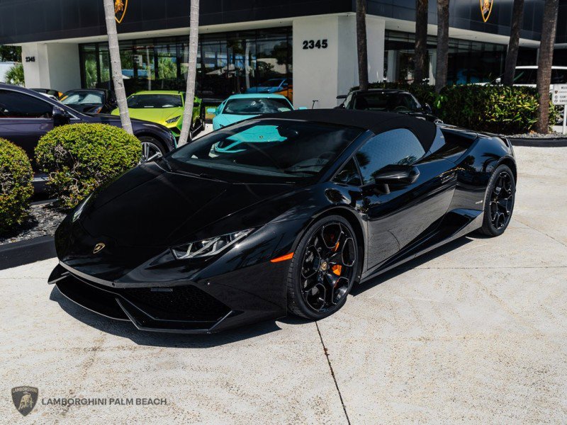 Used 2017 Lamborghini Huracan LP 610-4 image 2