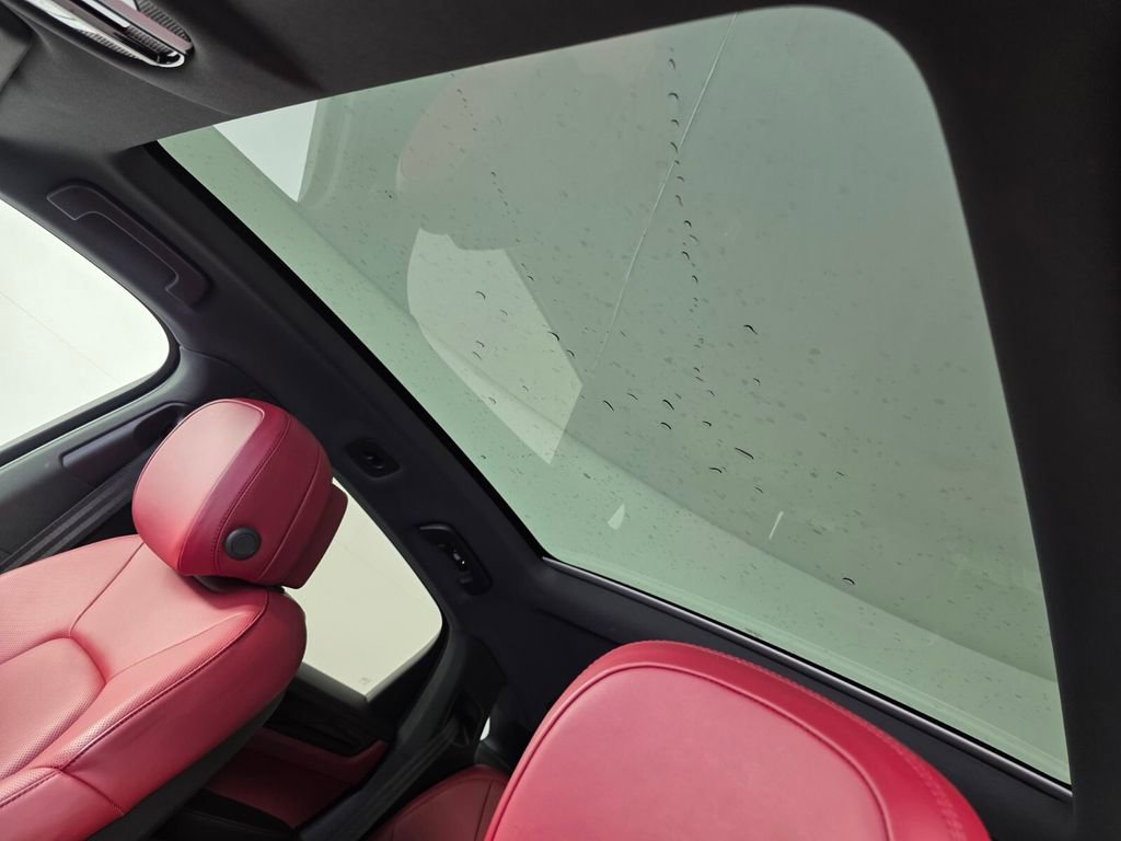 Used 2021 Porsche Cayenne Coupe AWD/4WD image 12