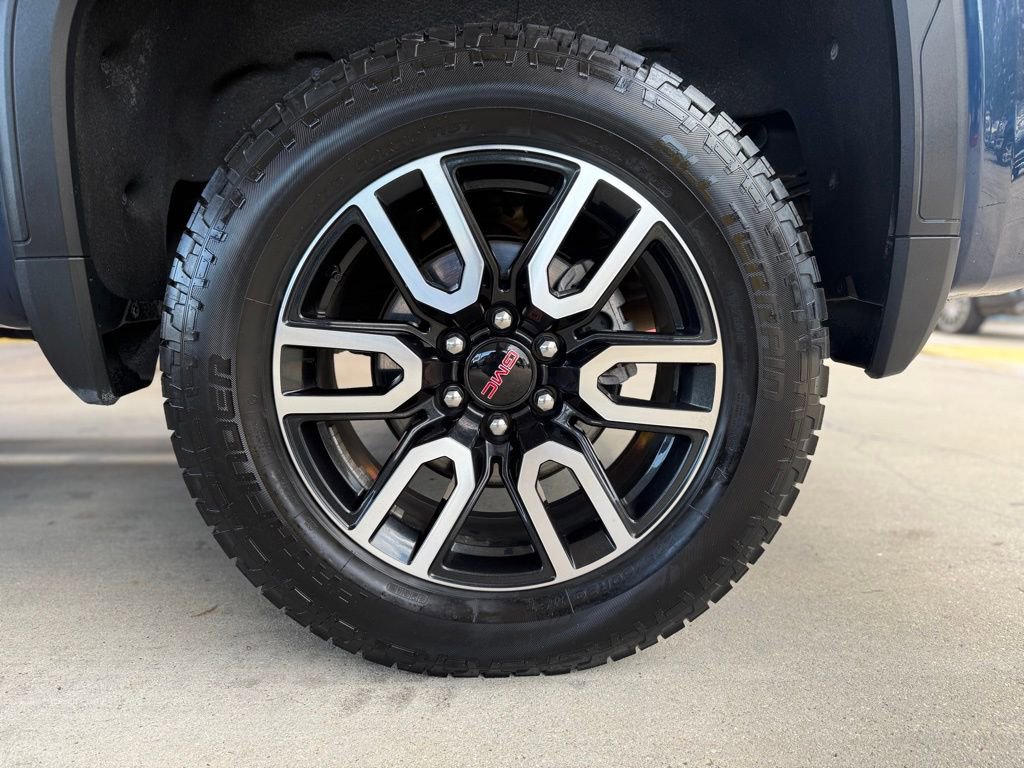 Used 2020 GMC Sierra 1500 AT4 w/ AT4 Premium Package image 11