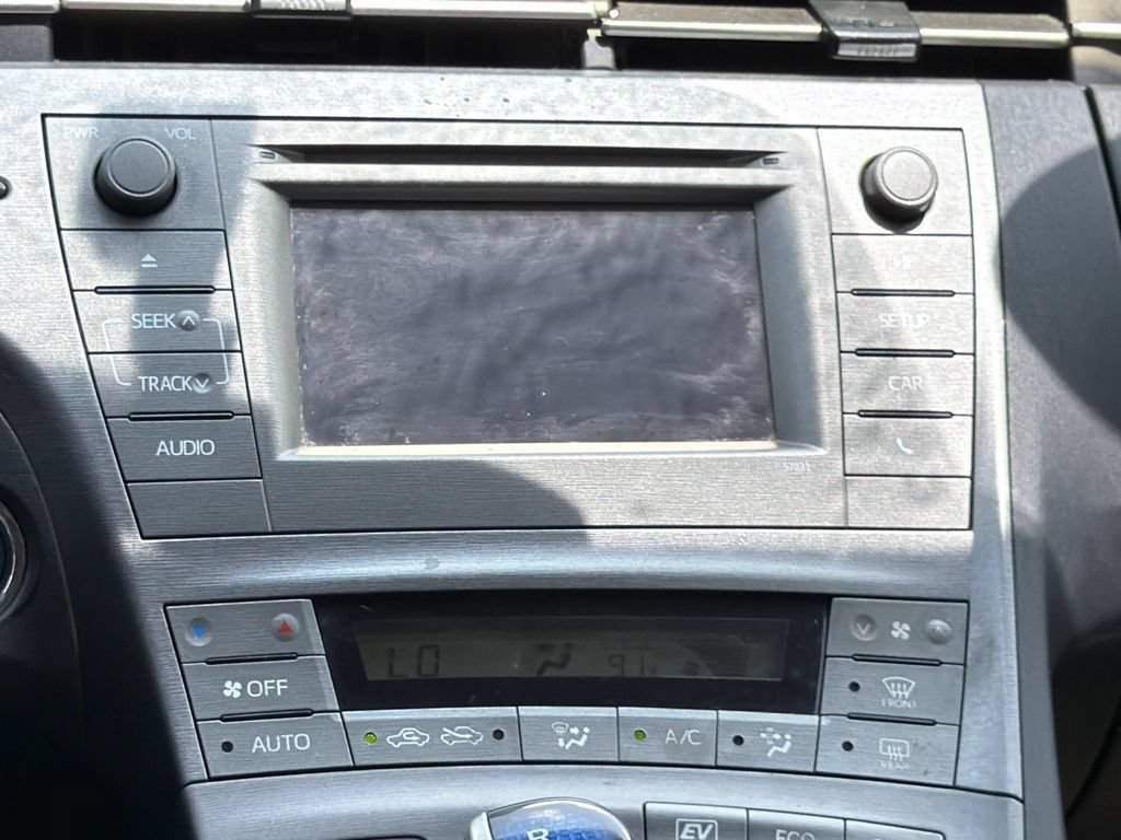 Used 2015 Toyota Prius Two FWD image 19