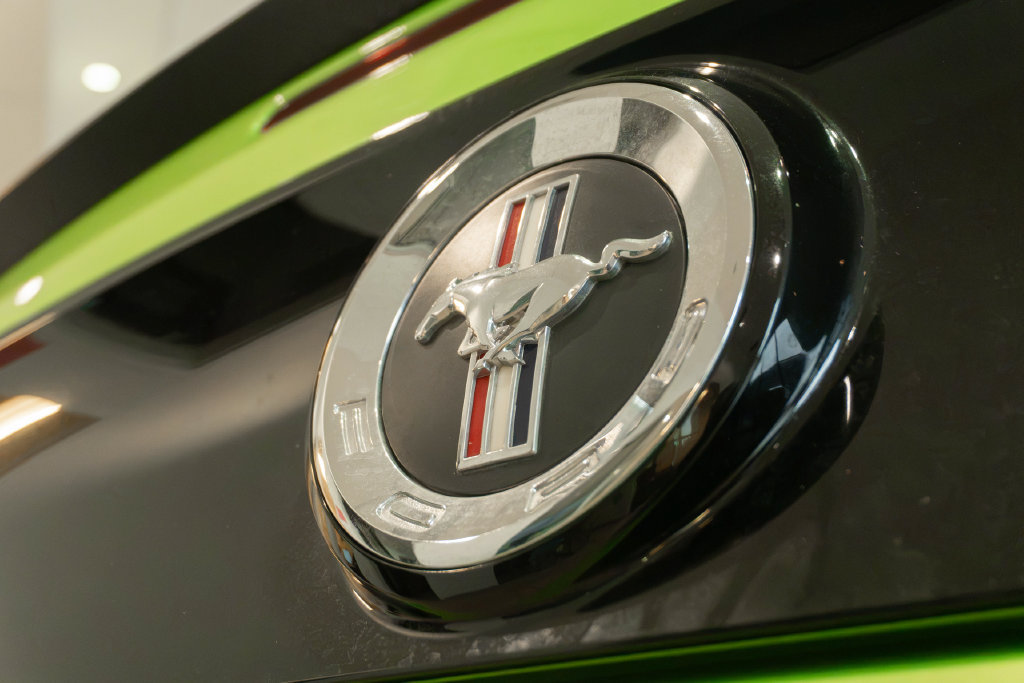 Used 2013 Ford Mustang Boss 302 w/ Boss 302 Accessory Pkg RWD image 14