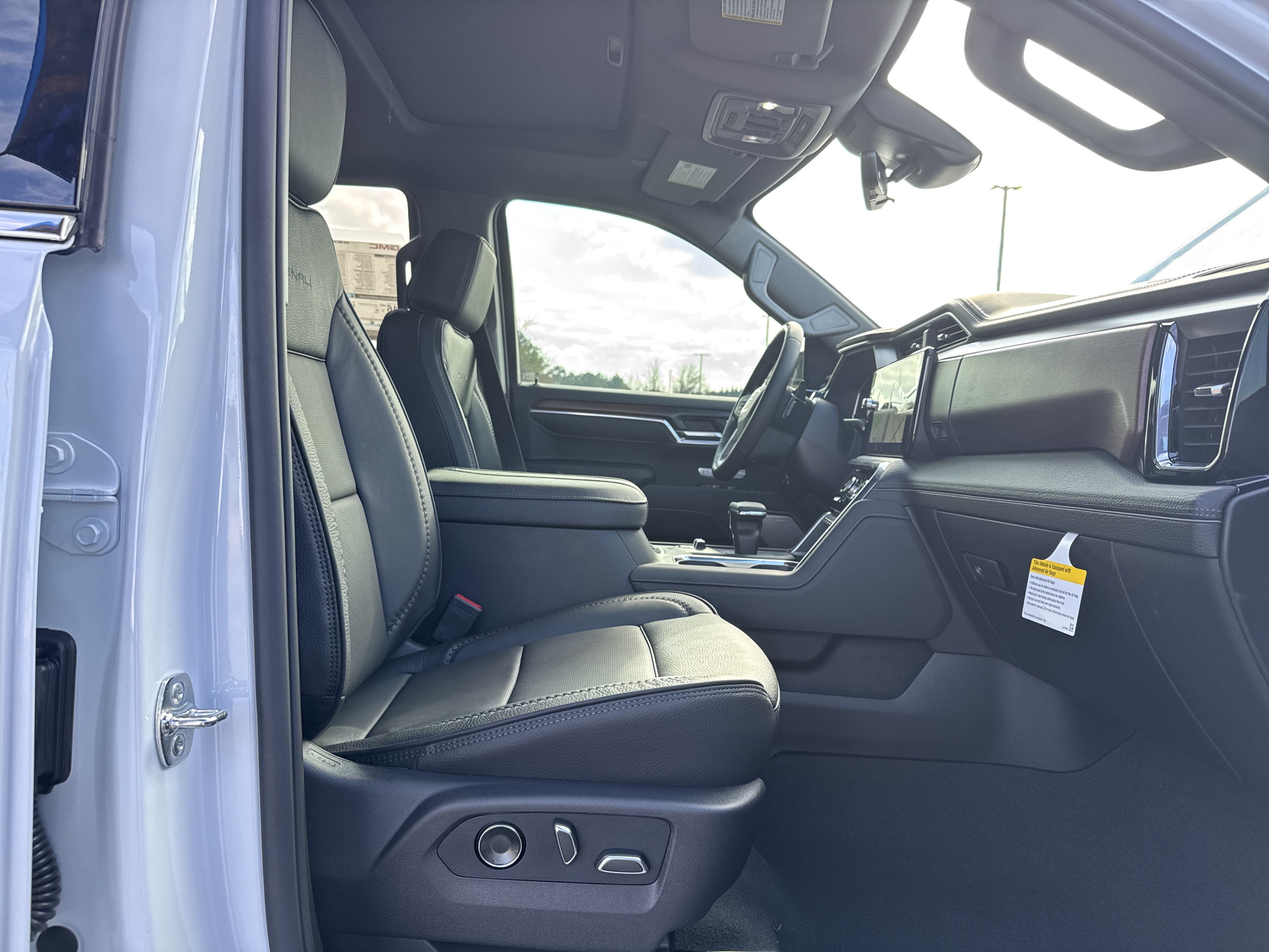 New 2026 GMC Sierra 1500 Denali AWD/4WD image 31