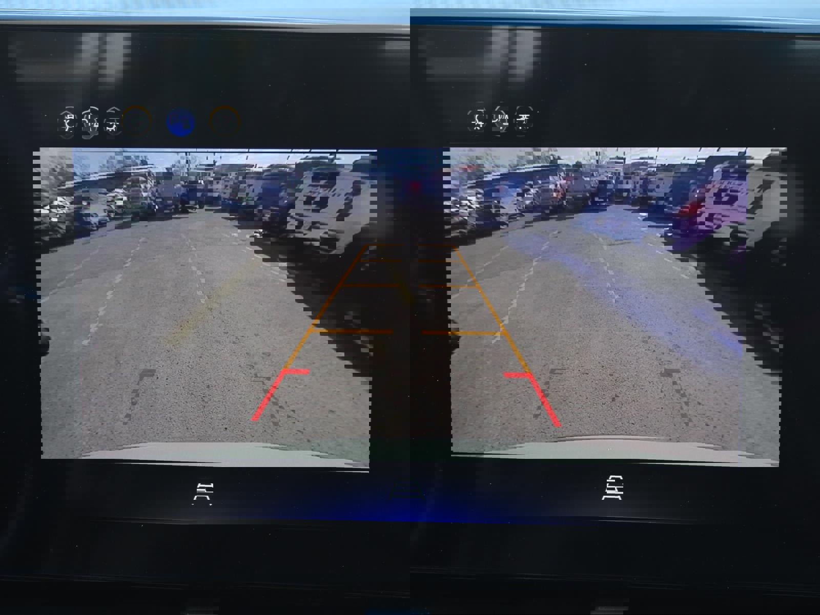 New 2026 Chevrolet Equinox LT image 12