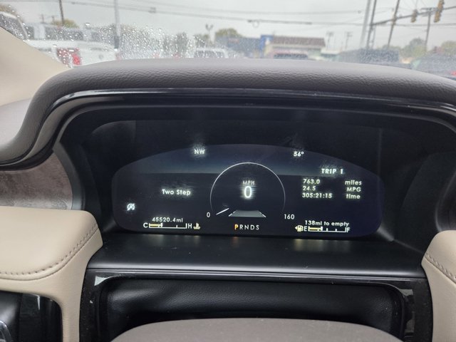 Used 2023 Lincoln Nautilus Reserve AWD/4WD image 25