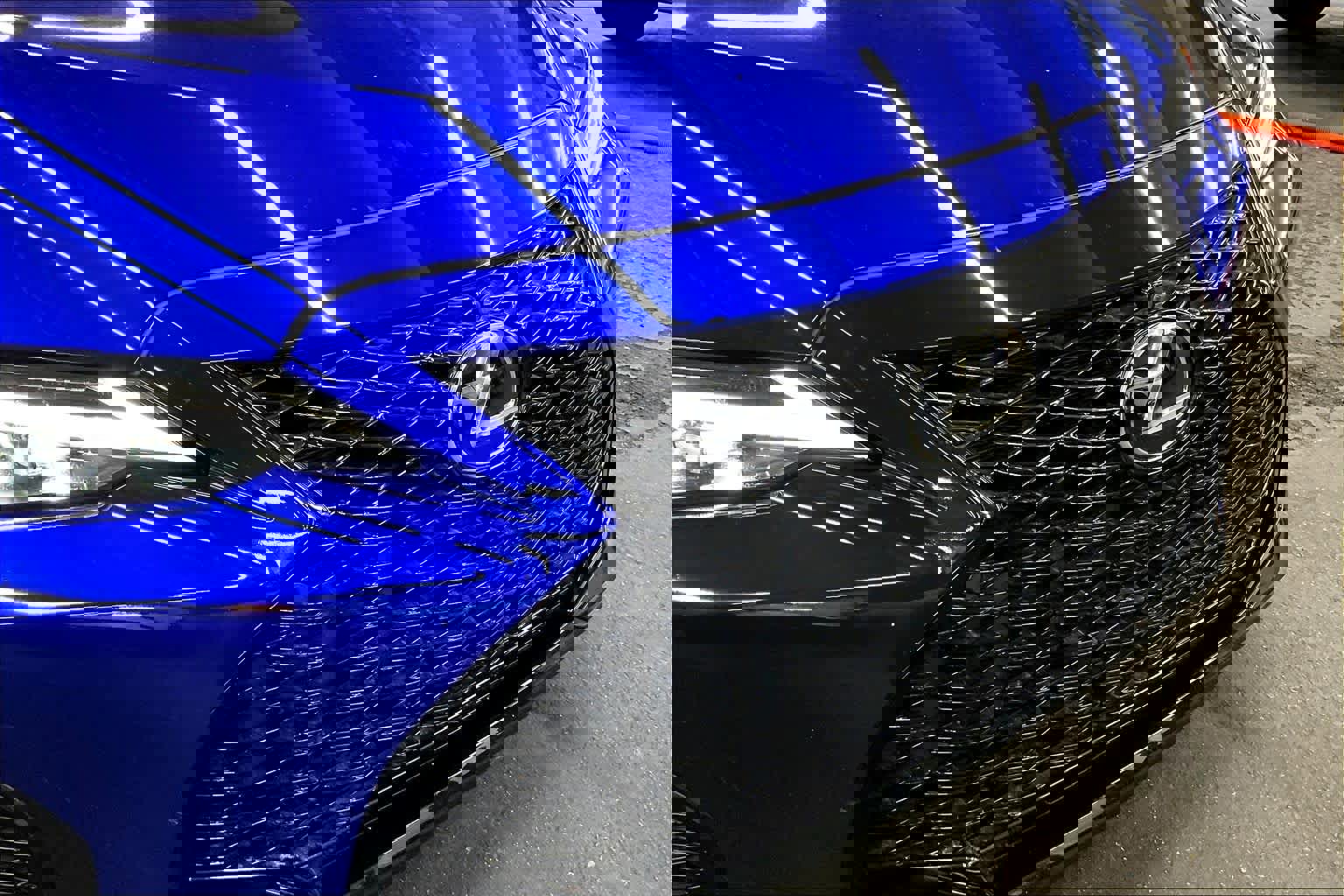 Used 2025 Lexus IS 350 F Sport w/ Navigation Package image 29