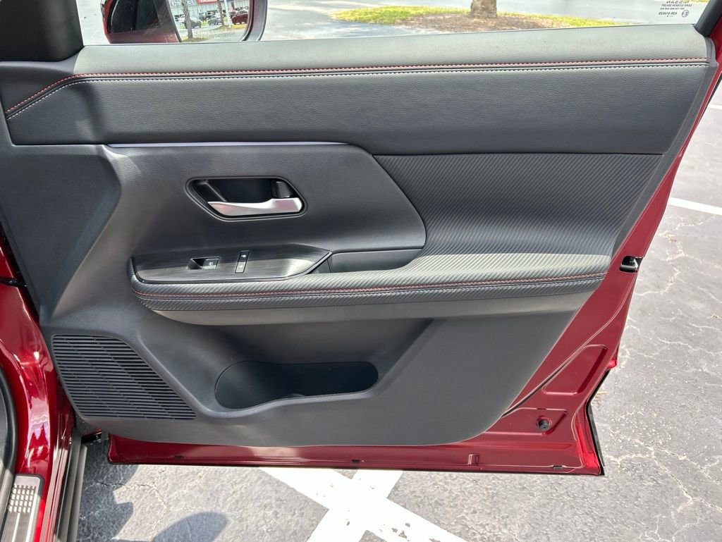 New 2026 Nissan Kicks SR FWD image 37