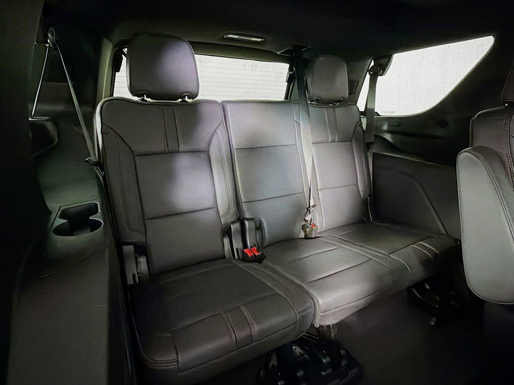 Used 2024 Chevrolet Tahoe RST w/ Luxury Package AWD/4WD image 25